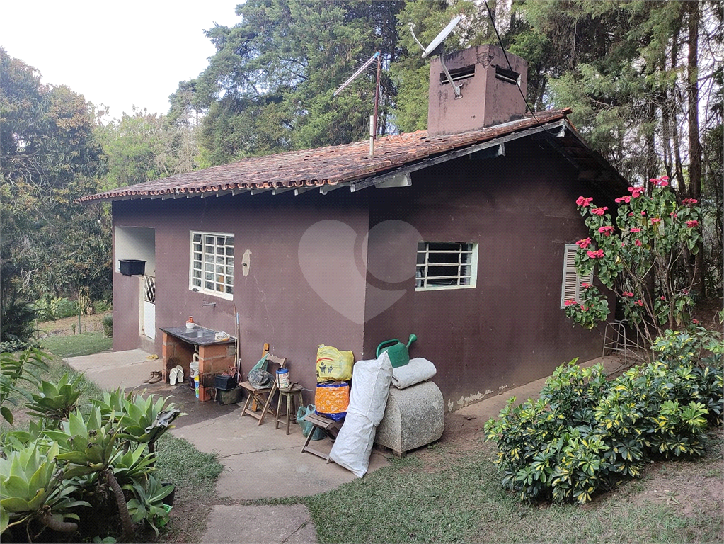 Chácara à venda com 3 quartos, 313m² - Foto 29