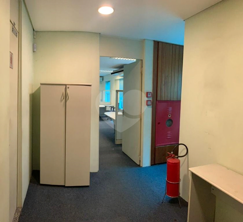 VILA CLEMENTINO - PRÉDIO COMERCIAL 