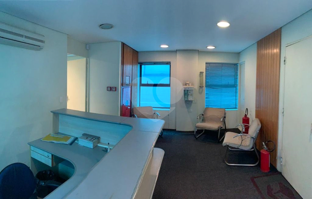 VILA CLEMENTINO - PRÉDIO COMERCIAL 