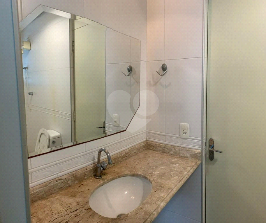 VILA CLEMENTINO - PRÉDIO COMERCIAL 