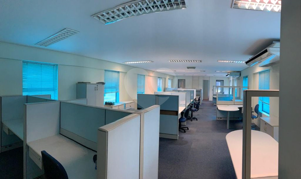 VILA CLEMENTINO - PRÉDIO COMERCIAL 