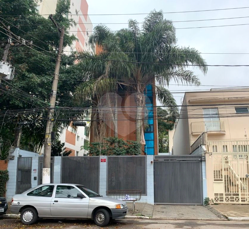 VILA CLEMENTINO - PRÉDIO COMERCIAL 