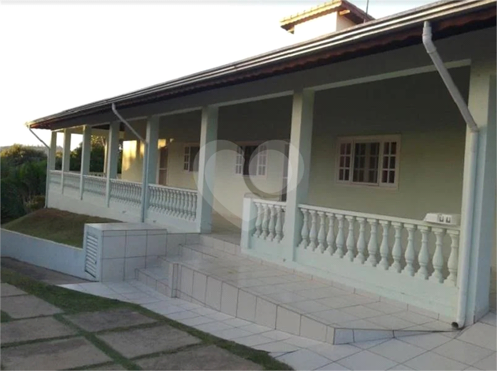 Chácara à venda com 3 quartos, 450m² - Foto 2