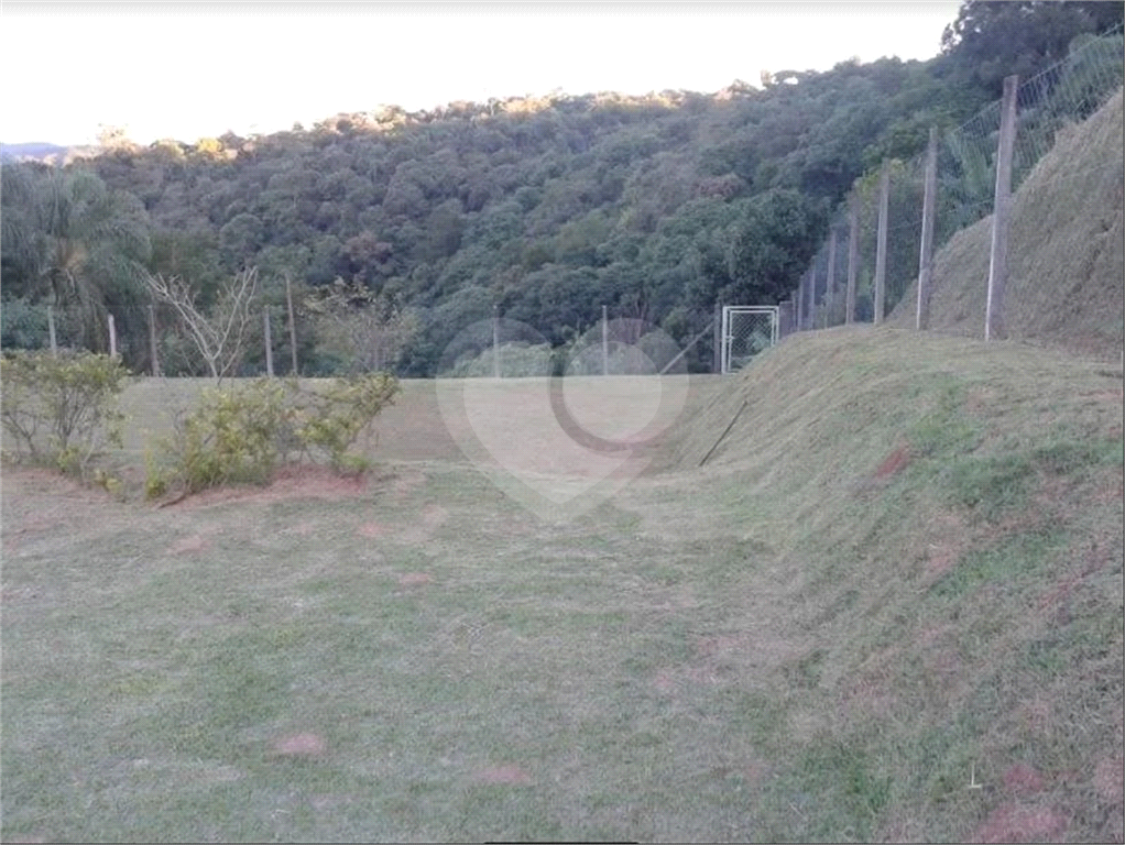 Chácara à venda com 3 quartos, 450m² - Foto 8