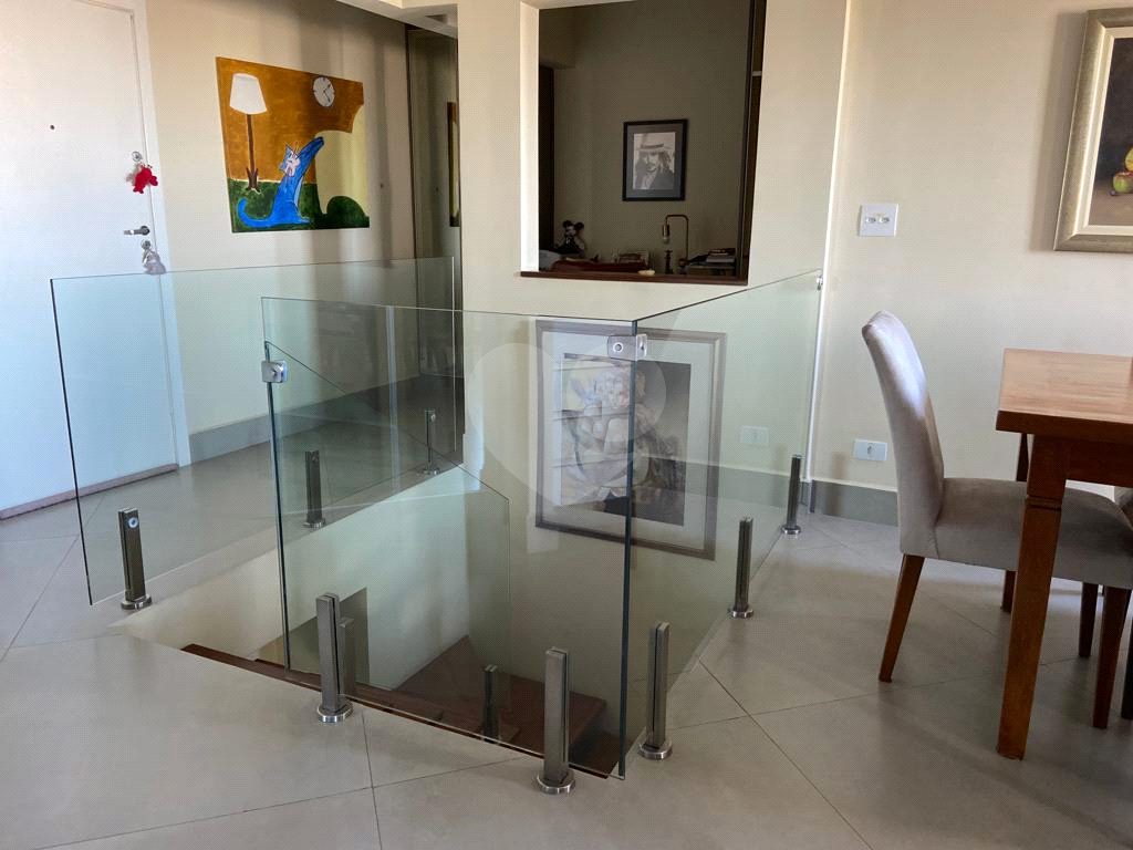 APARTAMENTO em MORUMBI