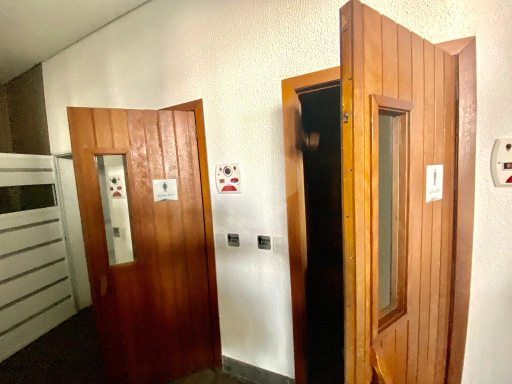APARTAMENTO em CONSOLAÇÃO