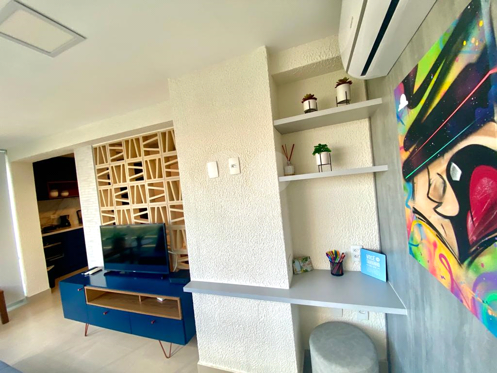APARTAMENTO em CONSOLAÇÃO