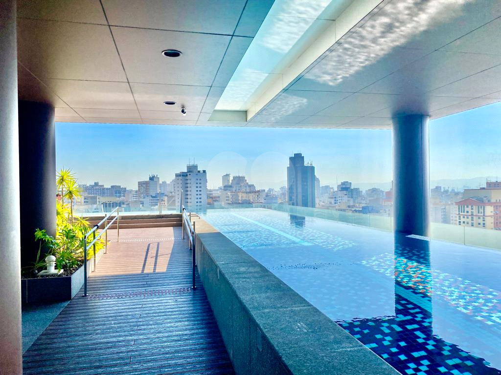APARTAMENTO em CONSOLAÇÃO