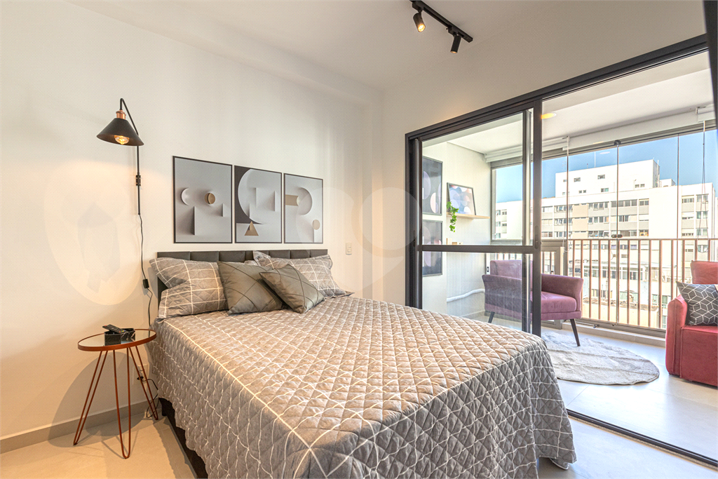 APARTAMENTO em PERDIZES