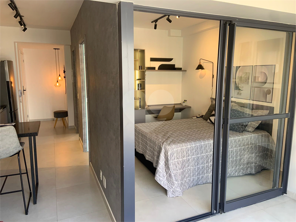 APARTAMENTO em PERDIZES