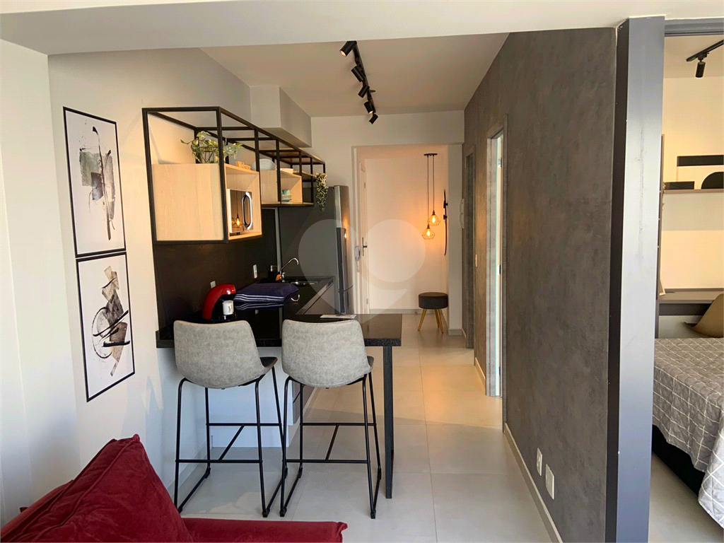 APARTAMENTO em PERDIZES