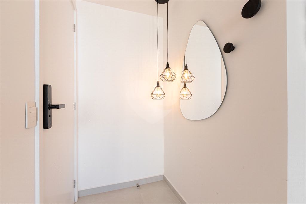APARTAMENTO em PERDIZES