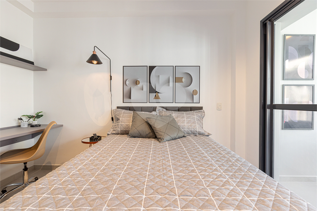 APARTAMENTO em PERDIZES