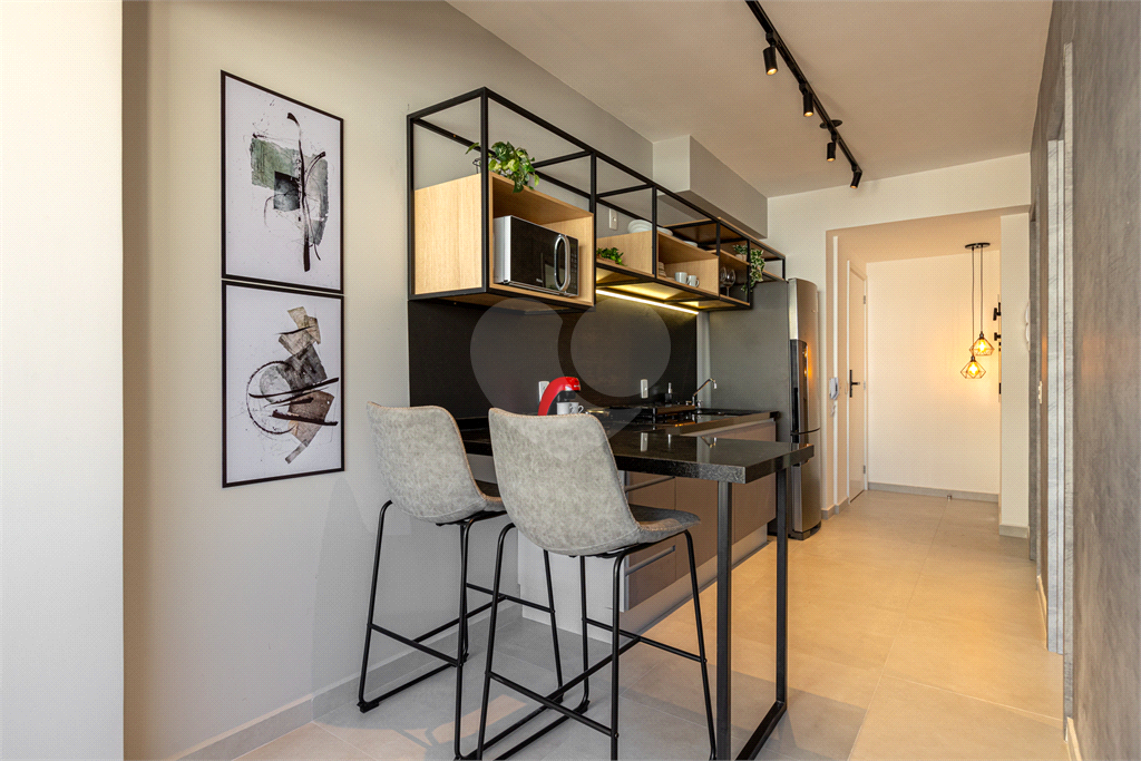 APARTAMENTO em PERDIZES