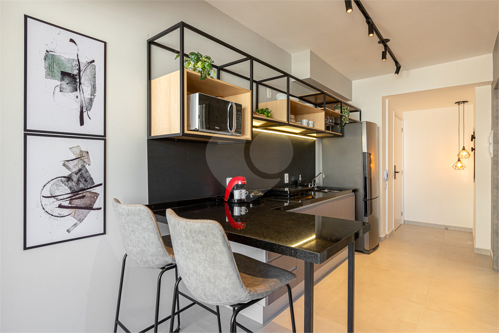 APARTAMENTO em PERDIZES