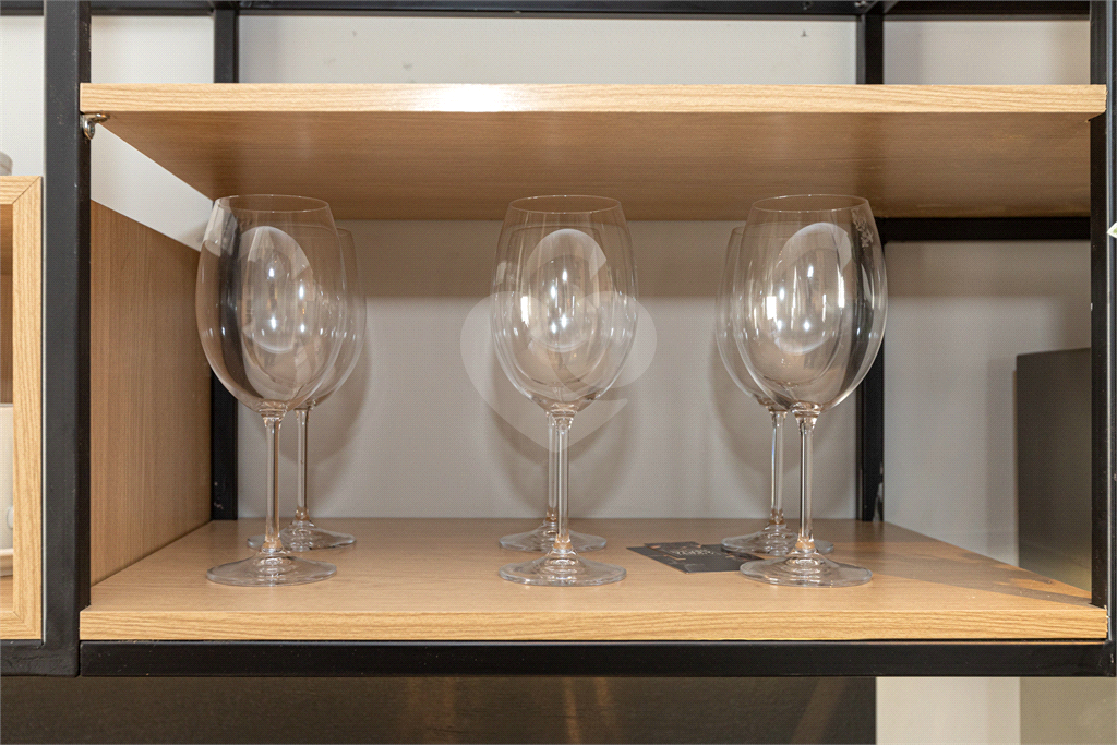 APARTAMENTO em PERDIZES
