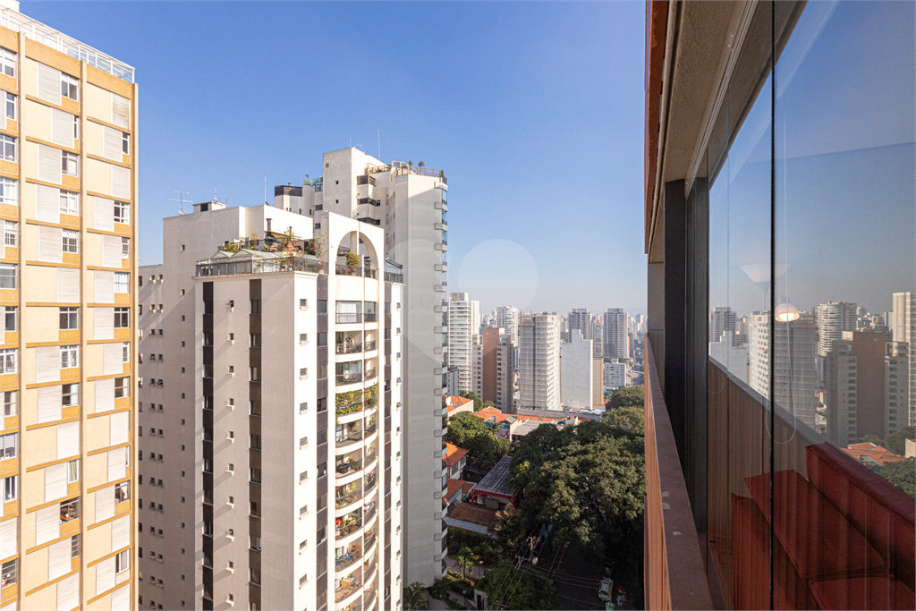 APARTAMENTO em PERDIZES