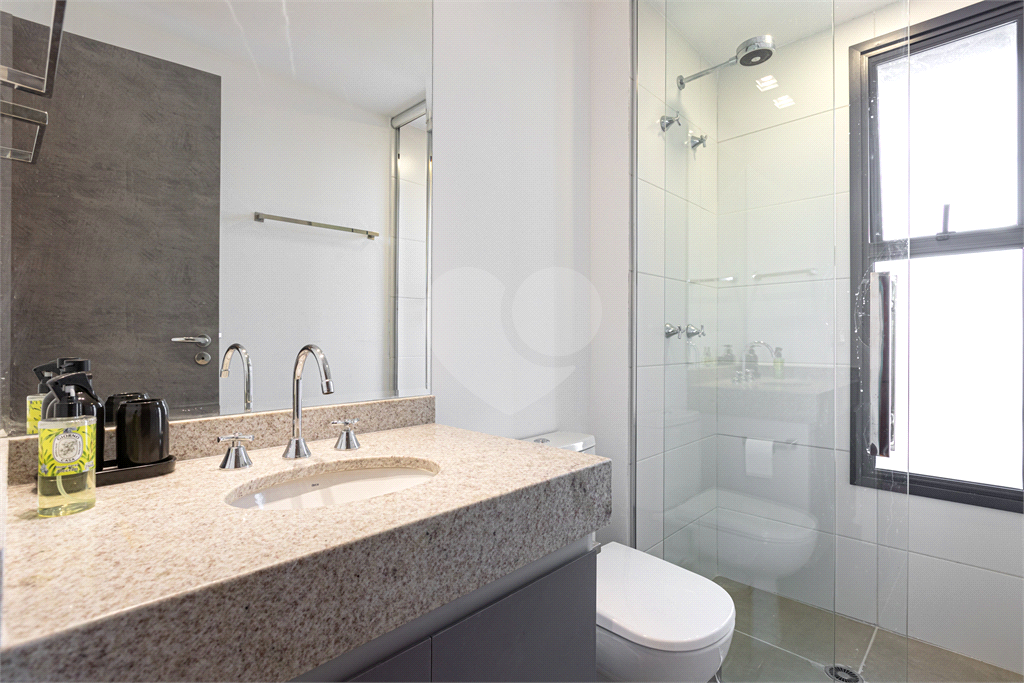 APARTAMENTO em PERDIZES