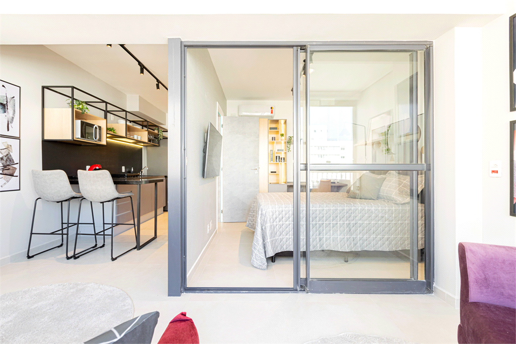 APARTAMENTO em PERDIZES