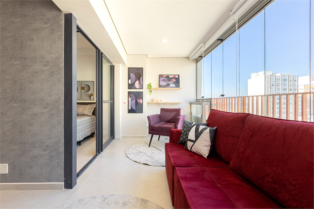 APARTAMENTO em PERDIZES