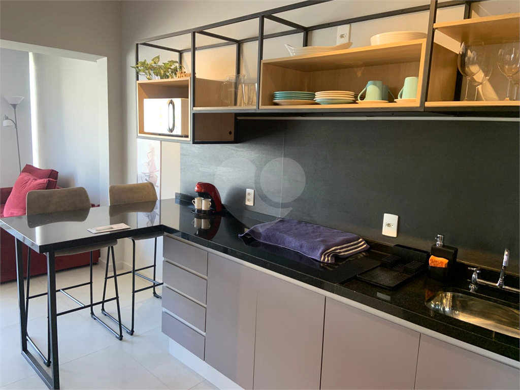 APARTAMENTO em PERDIZES