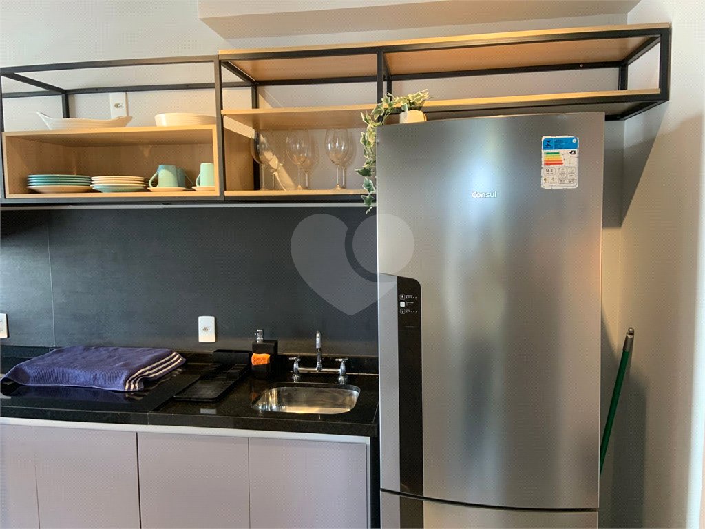 APARTAMENTO em PERDIZES