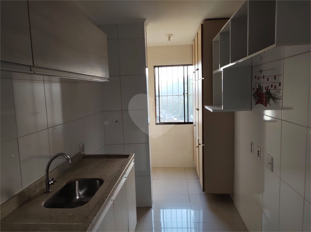 AMPLO APARTAMENTO COM LAZER 