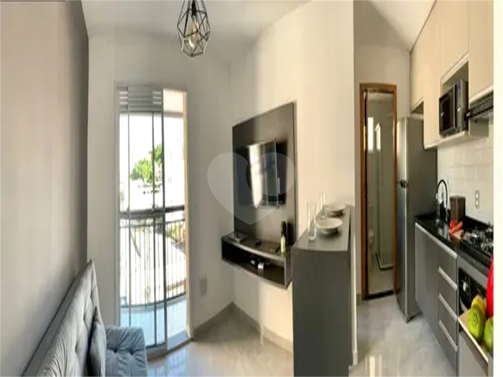 Apartamento mobiliado - 300 metros da estação Liberdade