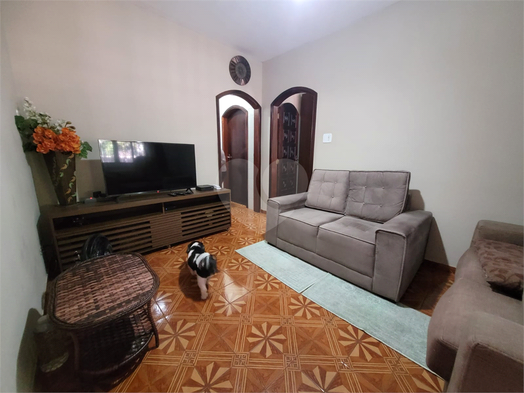 Casa à venda com 3 quartos, 158m² - Foto 2