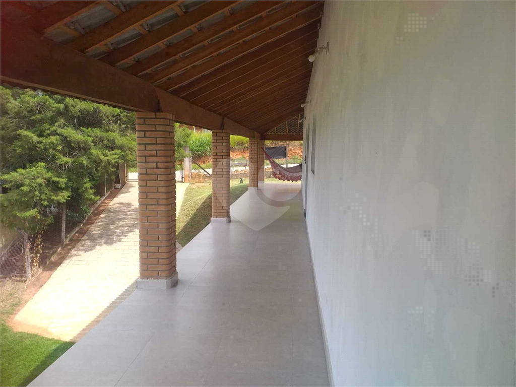Chácara à venda com 4 quartos, 426m² - Foto 24