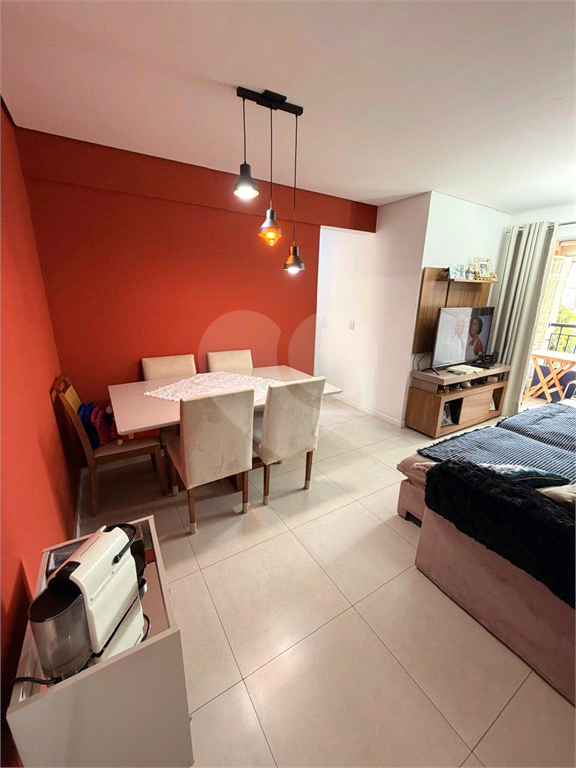 Apartamento na Parada Inglesa, 2 dormitórios 1 suíte e 2 vagas 