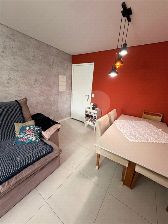 Apartamento na Parada Inglesa, 2 dormitórios 1 suíte e 2 vagas 