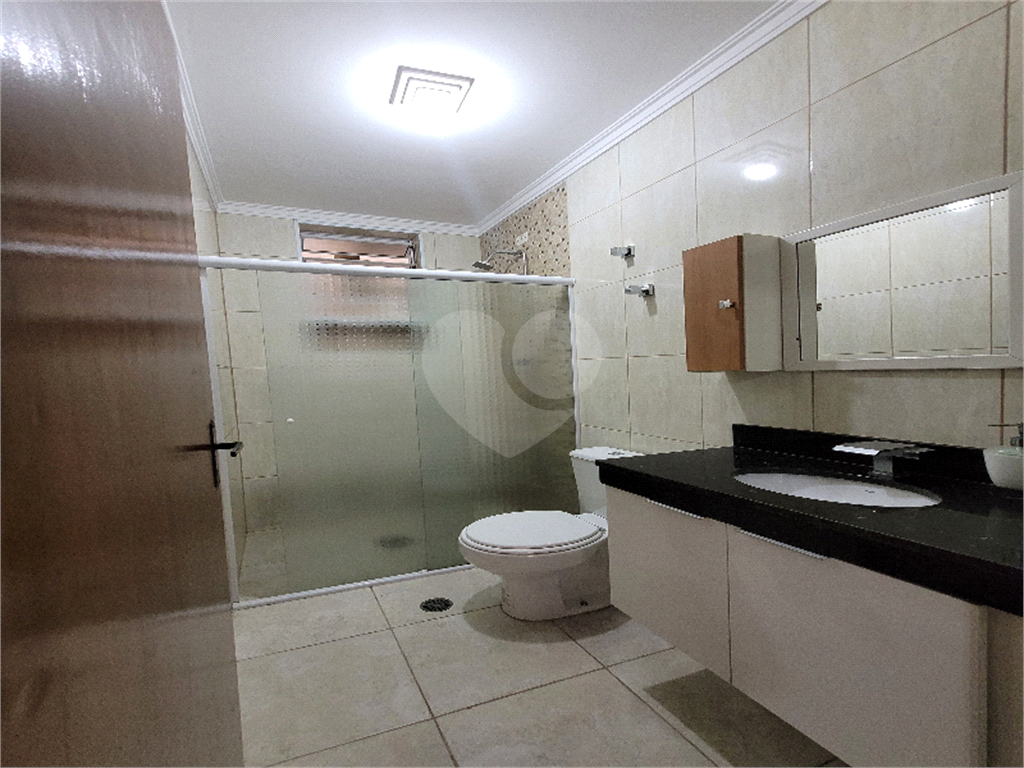 Sobrado  em Santo André, 3 Dorms, 1 suíte e 2 Vagas Paralelas