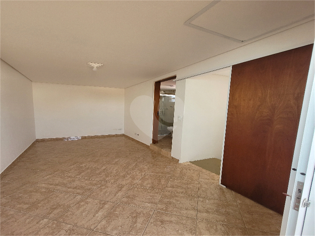 Sobrado  em Santo André, 3 Dorms, 1 suíte e 2 Vagas Paralelas