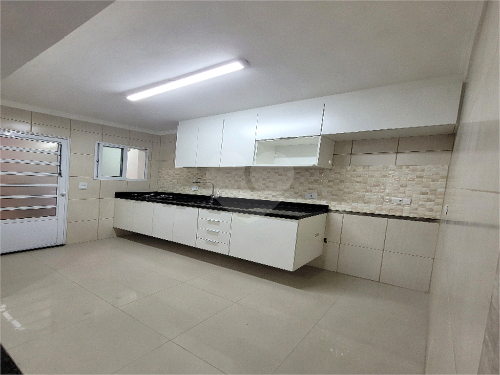 Sobrado  em Santo André, 3 Dorms, 1 suíte e 2 Vagas Paralelas