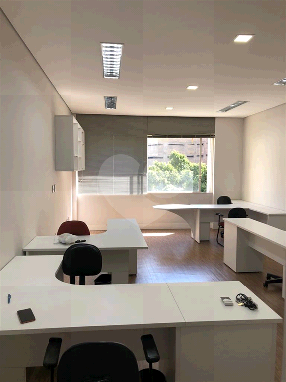 Sala Comercial no Bairro da Consolação 