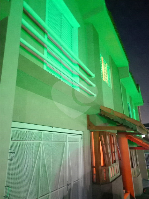 CONDOMÍNIO em VILA CARRÃO