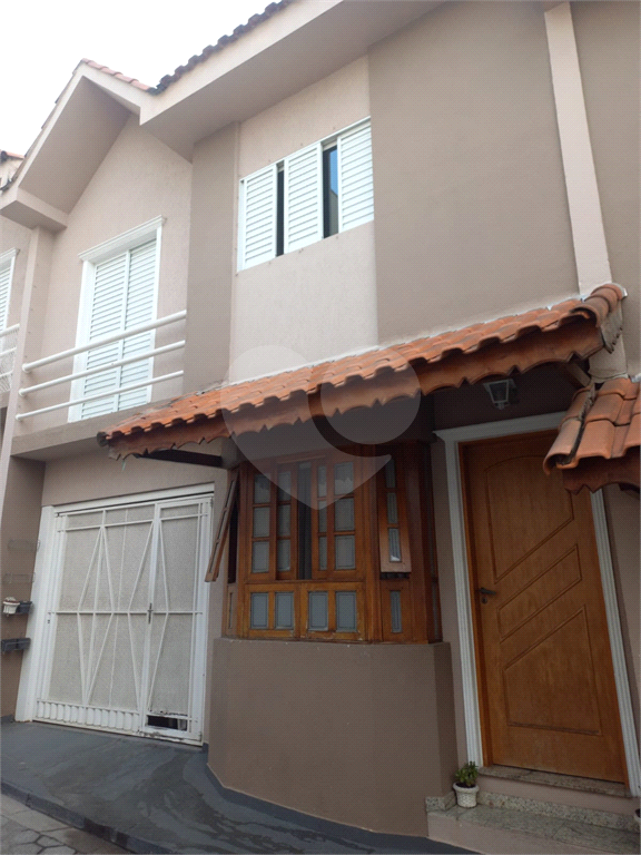 CONDOMÍNIO em VILA CARRÃO