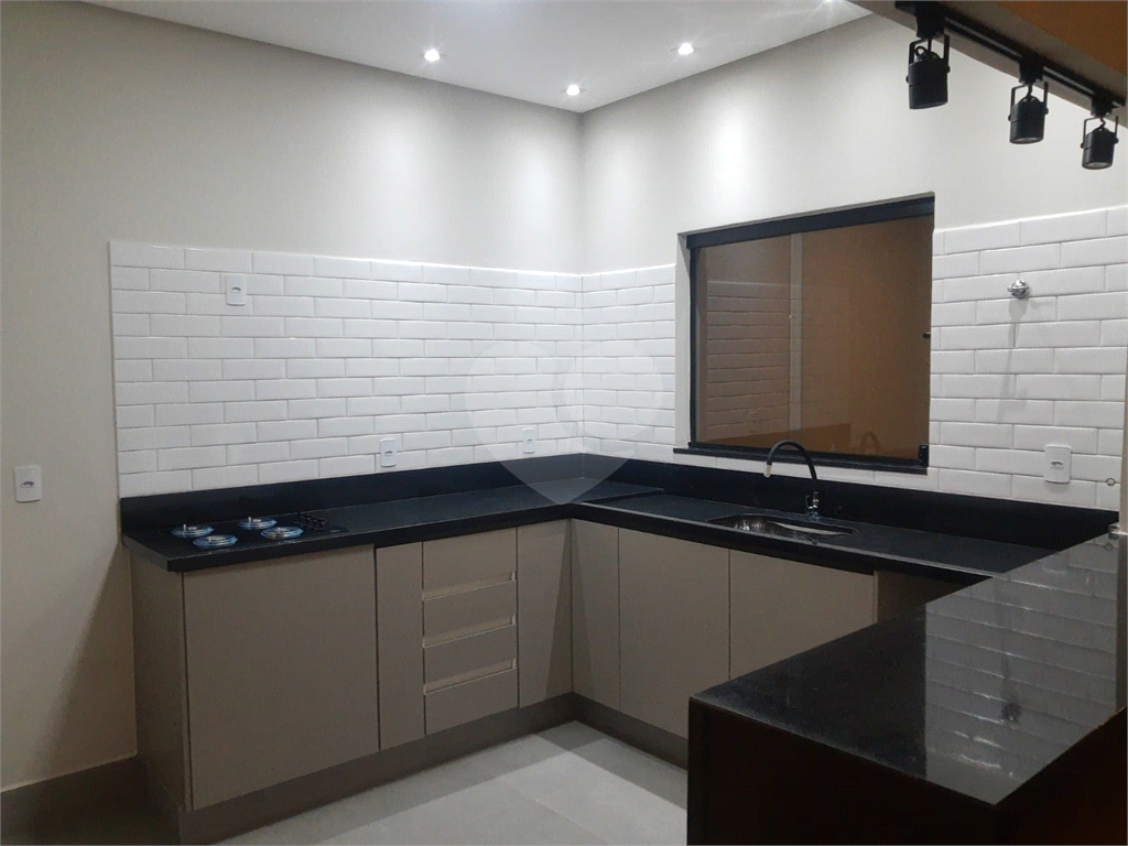 Linda casa térrea com 3 dormitórios a venda na cidade de Bragança Paulista -SP