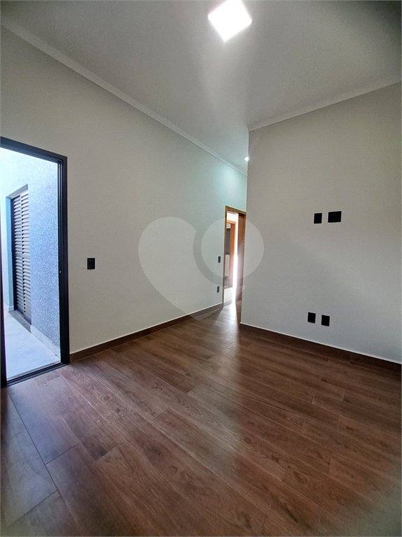Linda e encantadora casa á venda com 3 dormitórios na adorável cidade de Bragança Paulista -SP