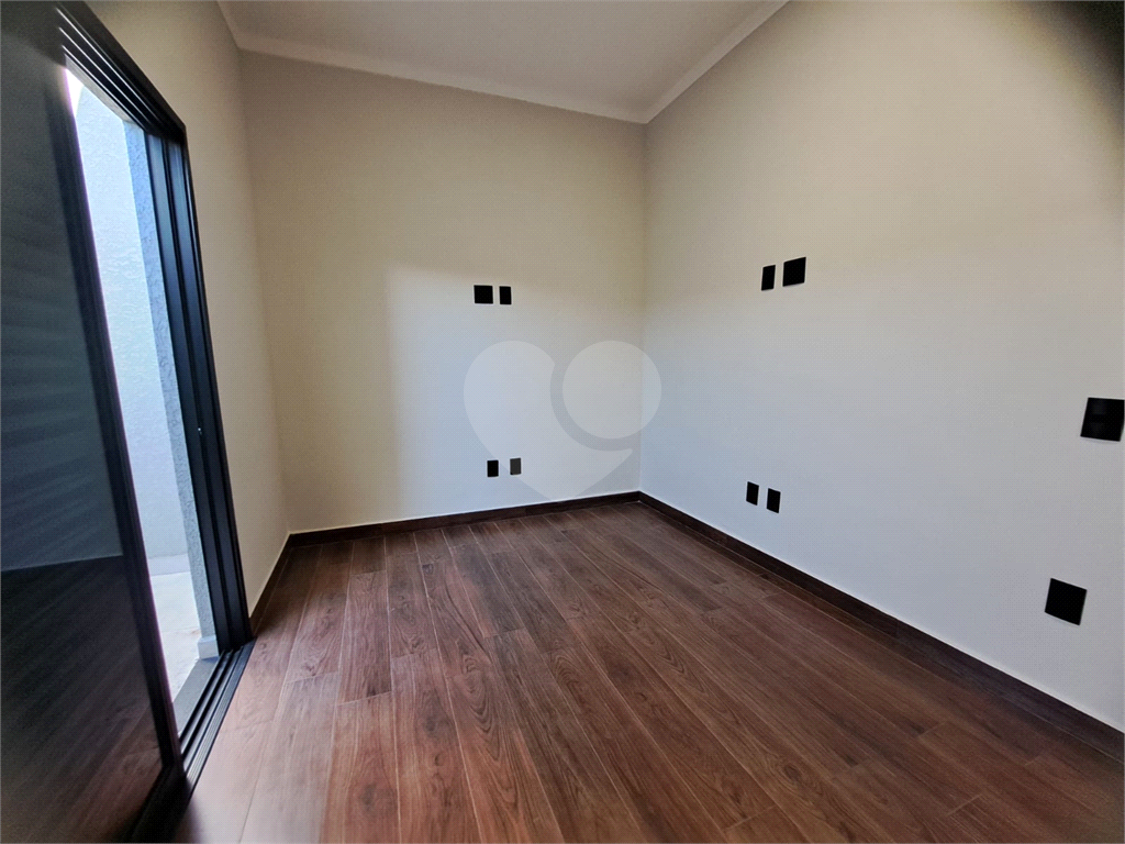 Linda e encantadora casa á venda com 3 dormitórios na adorável cidade de Bragança Paulista -SP