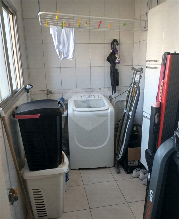 APARTAMENTO em VILA MILTON