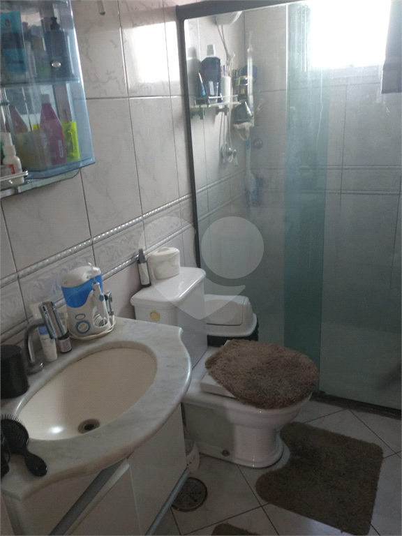 APARTAMENTO em VILA MILTON