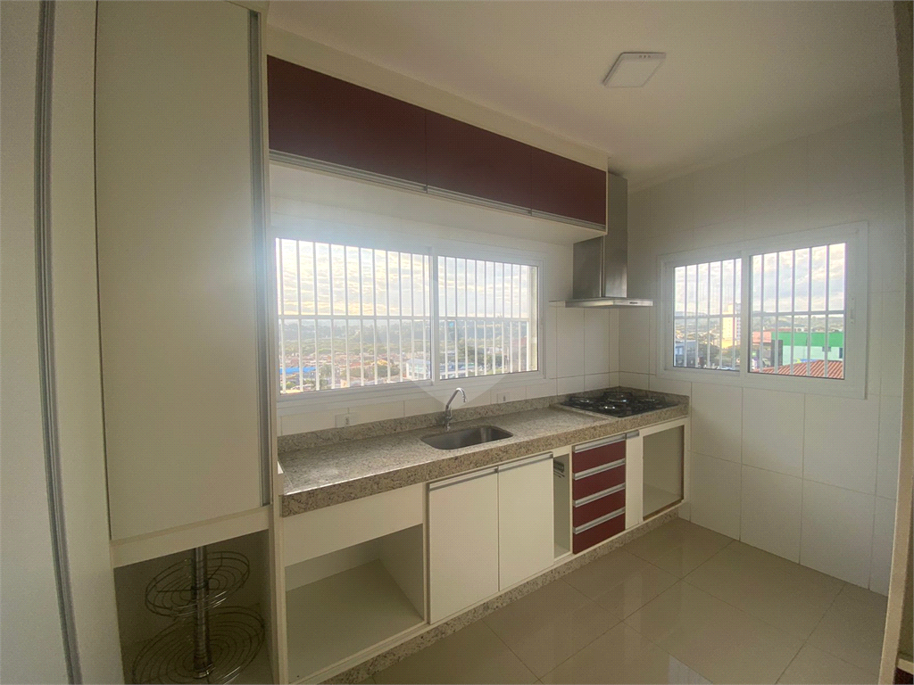 Apartamento para alugar com 2 quartos, 80m² - Foto 10