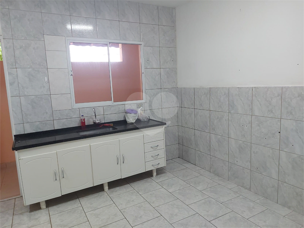 Linda casa térrea a venda com 3 dormitórios na cidade de Bragança Paulista-SP