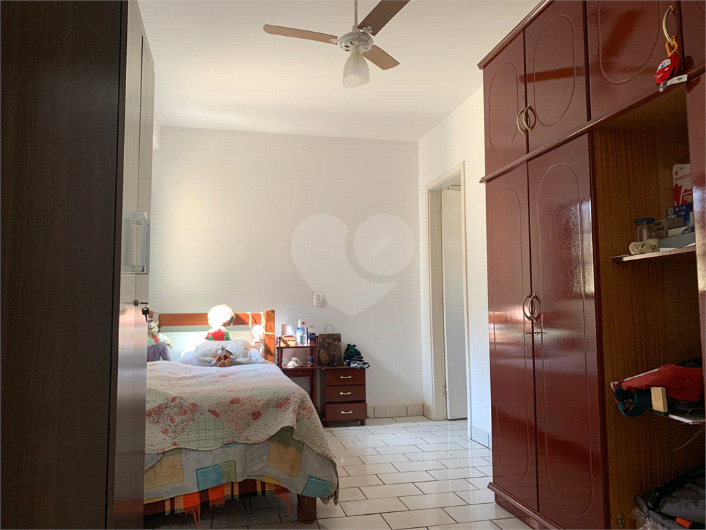 Casa à venda com 3 quartos, 275m² - Foto 14