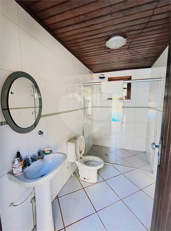 Excelente Sobrado em Condomínio Fechado 