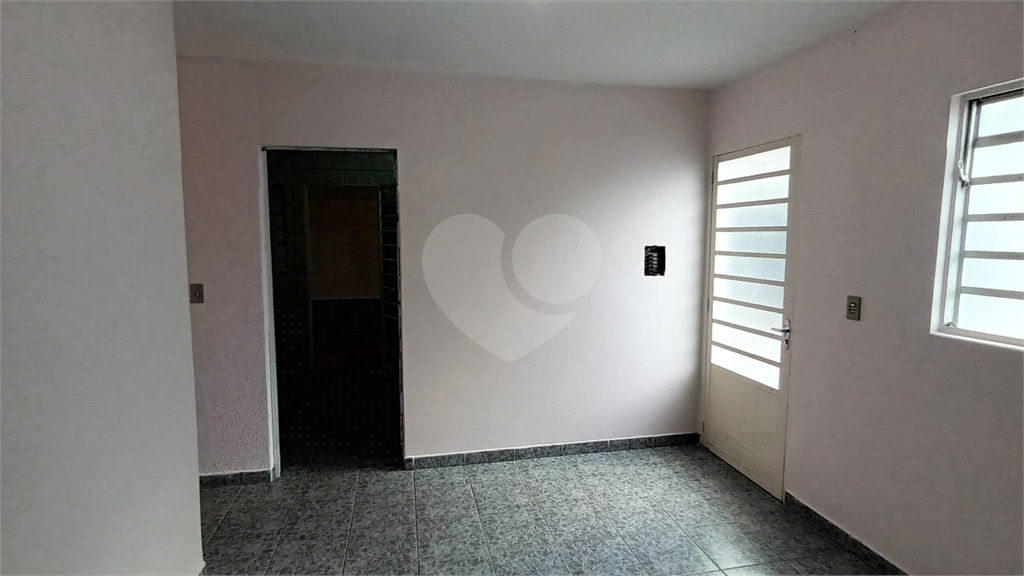 Casa à venda com 3 quartos, 100m² - Foto 12