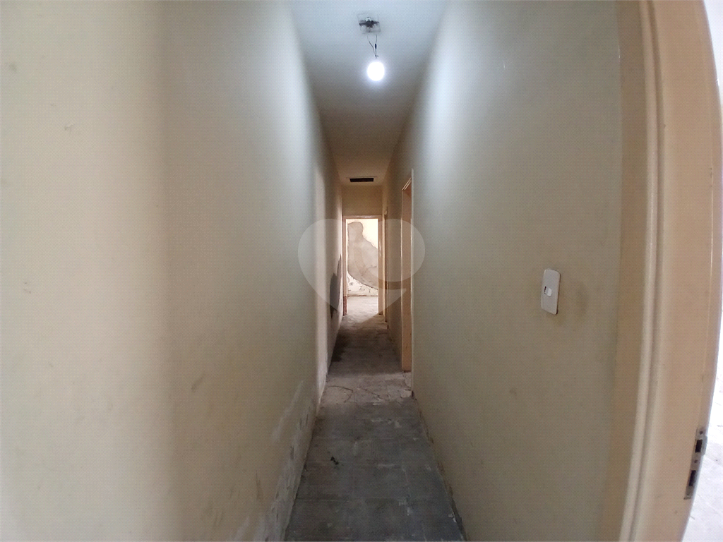 Casa comercial para venda a passos da Braz Leme