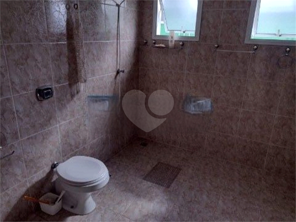 Casa de Condomínio à venda com 4 quartos, 482m² - Foto 26